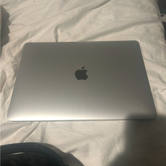 Great condition 13 inch 2020 releasee - Picture 1 of 4